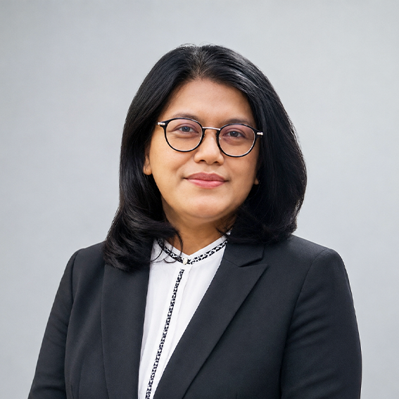 Dr. Dra. Lucia Rizka Andalusia Apt., M.Pharm., MARS.